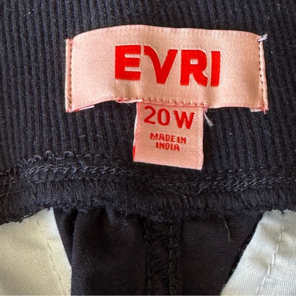 EVRI Utility Joggers, Black, size 20W - Picture 11 of 16